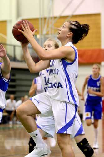 Serbia Suomea huolellisempi 16-vuotiaiden tyttöjen EM-kisoissa