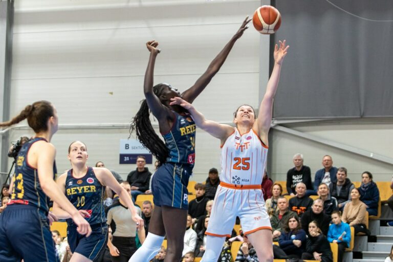 Awak Kuierin Reyer Venezia tarrasi kiinni EuroCupin välieräpaikkaan