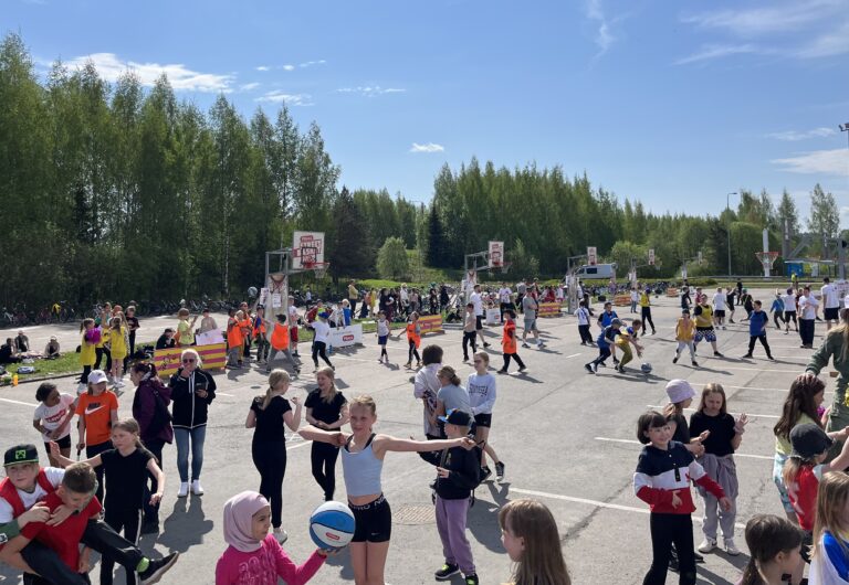 Pirkka Street Basket riemastutti Riihimäellä