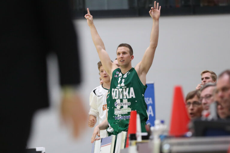 Manuel Barnes ja Aleksi Kylmälä Kristika Turkuun