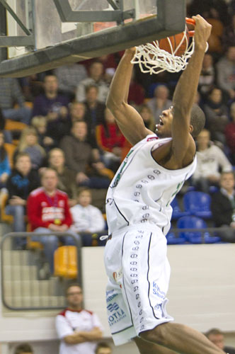 Sefton Barrett palaa KTP-Basketiin