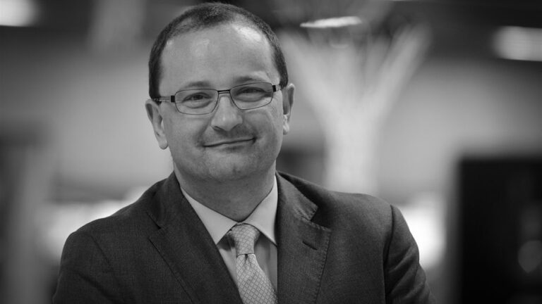 FIBA:n pääsihteeri Patrick Baumann on poissa