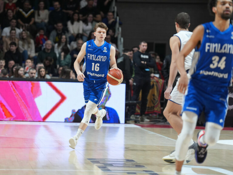 Perttu Blomgrenilla opettavainen  kausi – Severi Kaukiaisesta Viron mestari ja MVP