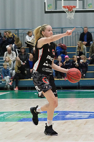 Kouvottaret haki sarjapisteet HBA:lta