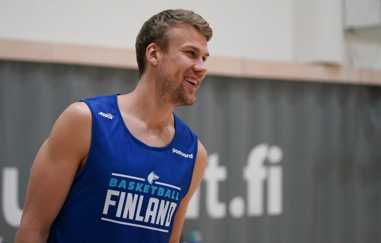 Susijengin Carl Lindbom Liettuan pääsarjaan
