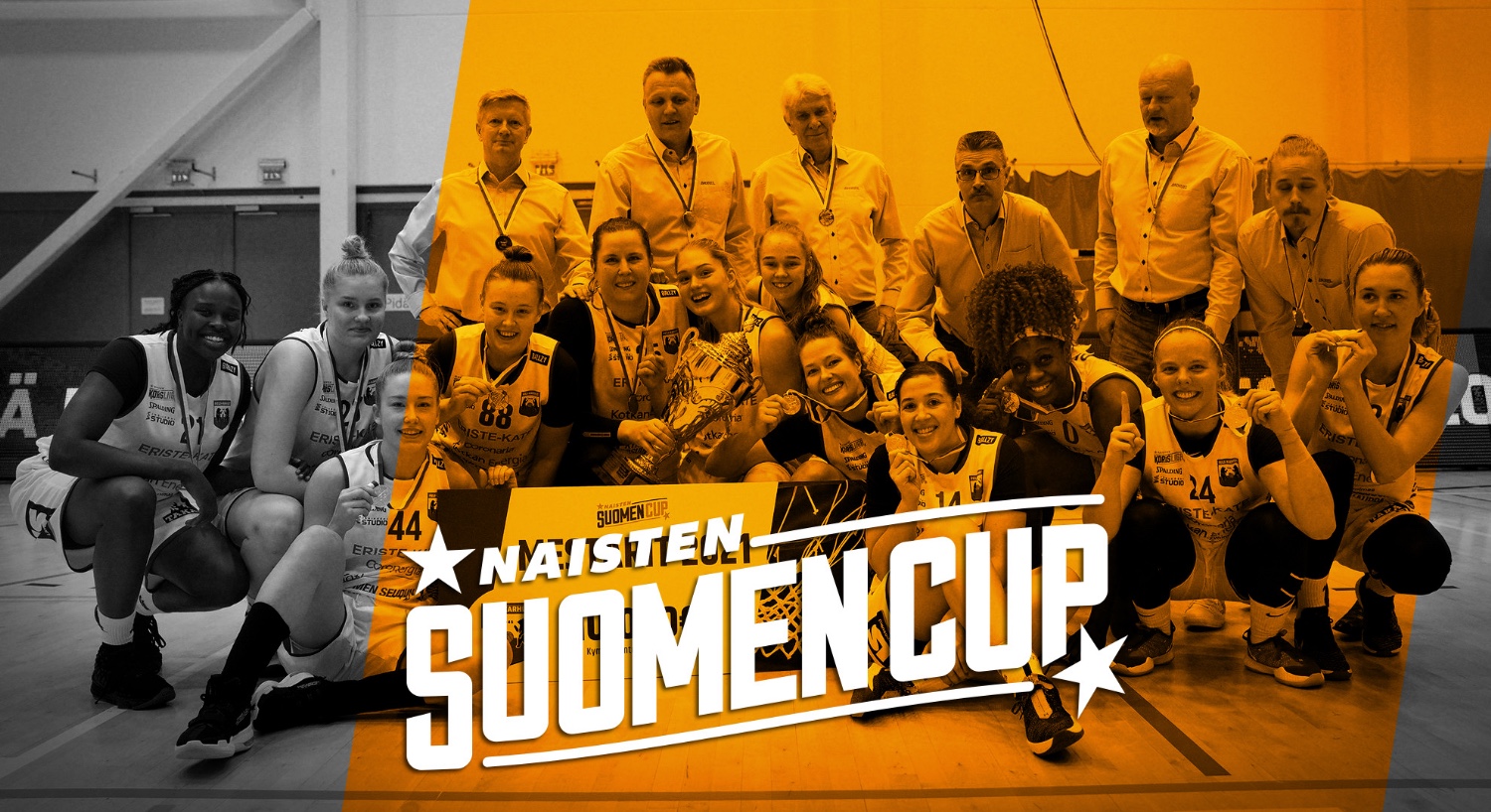 Kotkan Peli-Karhut puolustaa naisten puolella Cup-pokaalia. 