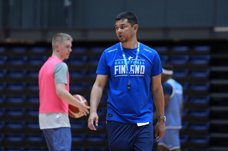 Coach Danny Jansson: ”Susijengille on tiedossa hyviä aikoja”