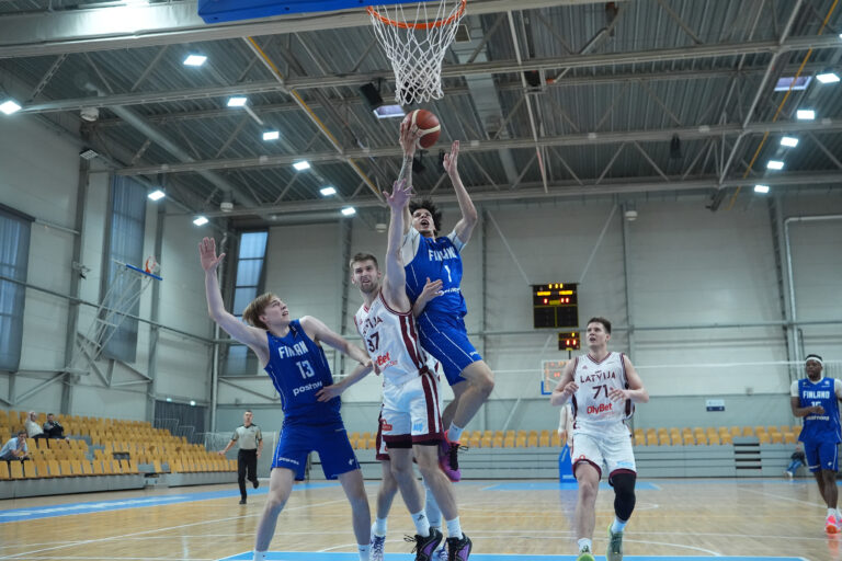 Susijengi Rising Stars taipui Latvialle Riiassa luvuin 67–59