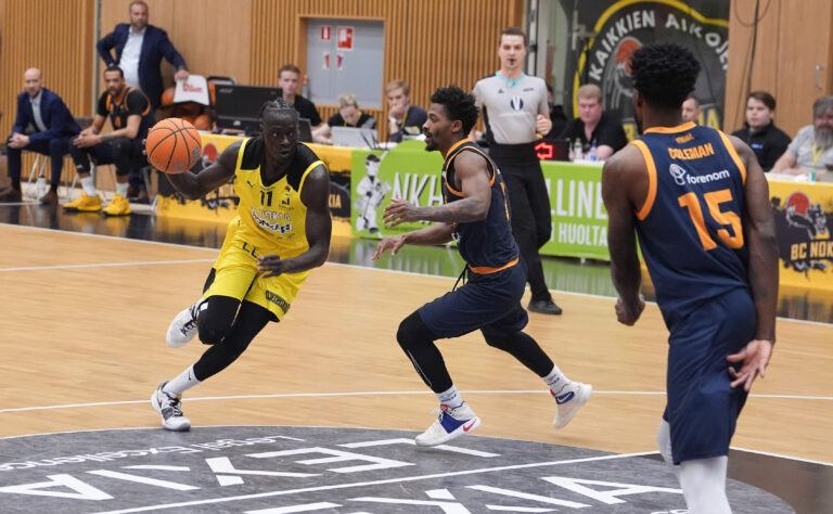 Korisliiga-finaalit jälleen tasan – mestari ratkaistaan perjantaina!