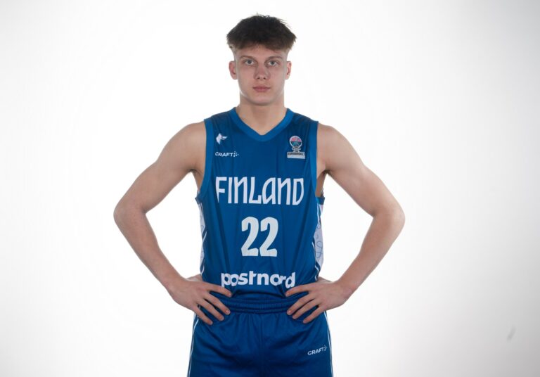 Susijengi ja Georgia nimetty sunnuntain EM-karsintaotteluun, Adler tekee debyyttinsä