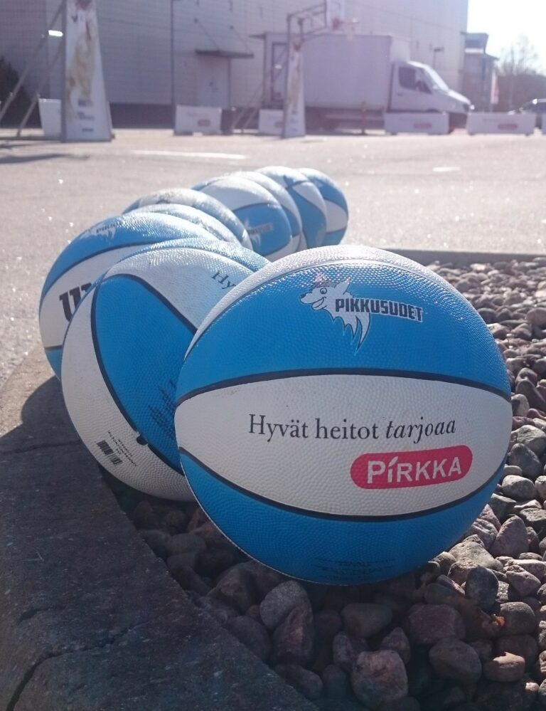 Pirkka Street Basket starttaa taas ensi viikolla – elokuussa yhdeksän katukoristapahtumaa koululaisille