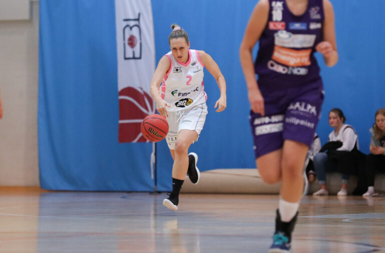 Espoo Basket Team punnersi tiukkaan voittoon Mäkelänrinteellä