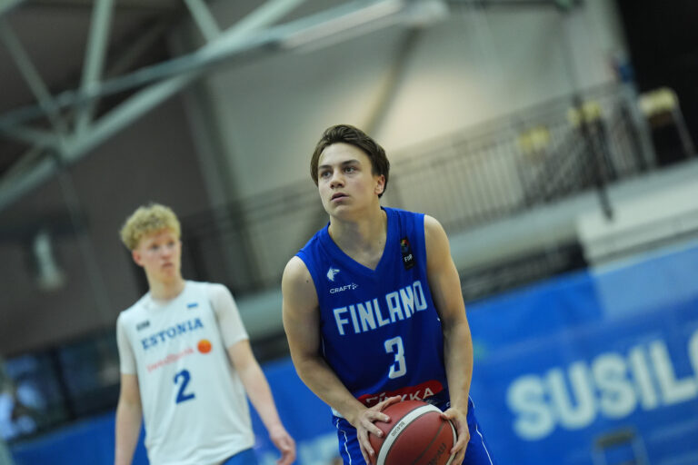 Suomen 16-vuotiaat pojat saivat oppia Italialta Bassano del Grappassa