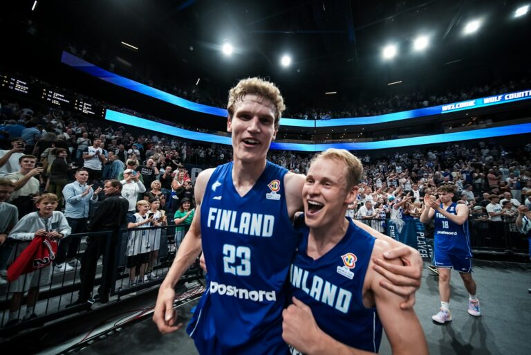 EM-kotikisoja, MM-karsintavoittoja ja Euroopan mestarin kaatamisia: Tampere maajoukkuekoripallon polttopisteessä