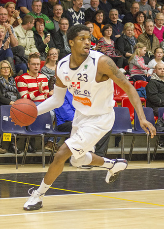 Gregg Thondique palaa Kouvoihin
