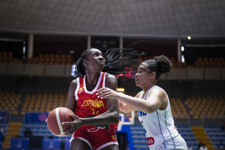 Espanja kaatoi Suomen 17-vuotiaiden tyttöjen MM-kisojen alkulohkossa