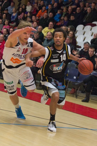 Bisons kohtasi voittajansa Kauhajoella