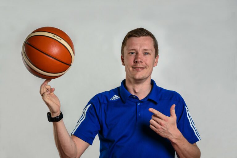Janne Hänninen Karhu Basketin valmennustiimiin