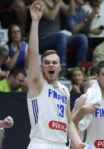 FoKoPolle nippu sopimuksia, Jouni Grönroos joukkueen peräsimeen