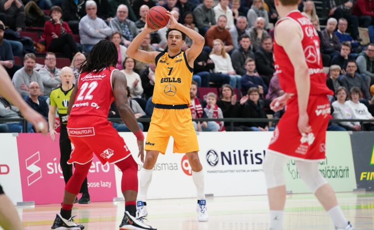 Korisliiga-ennakko: Seagullsia tähdittää hurja Susijengissä meritoitunut suomalaisrunko