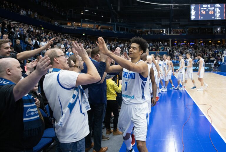 200 ottelua ”Huhvia”: Shawn Huffin Susijengi-uran kohokohdat 2003-2020