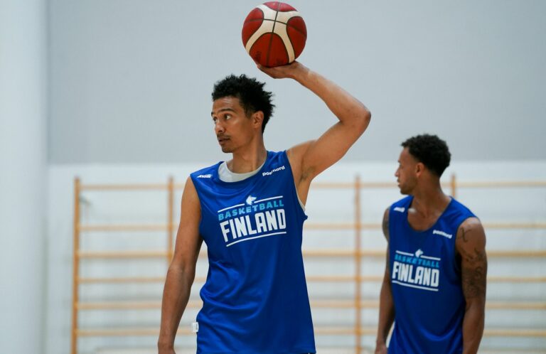 Kapteeni Shawn Huff: ”Meillä on laajin ja kovatasoisin pelaajamateriaali koskaan”