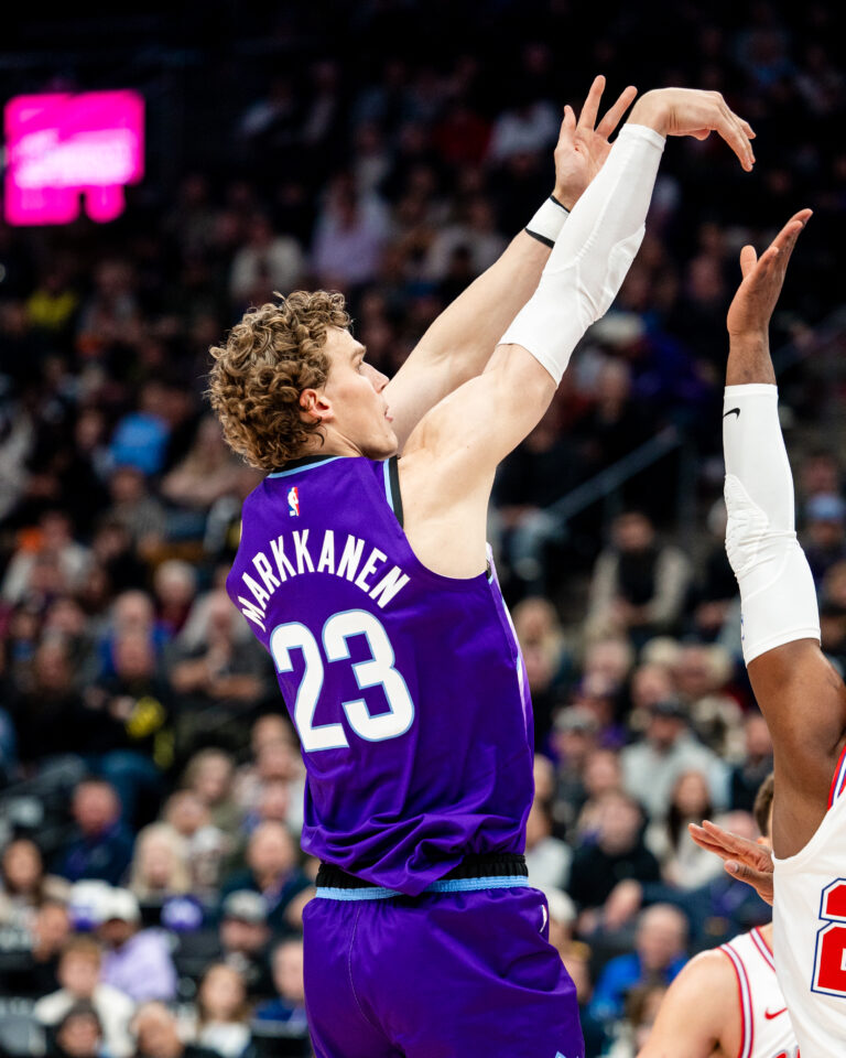 Magic kiri Jazzin ohitse – Markkanen 27 pistettä, 7 levypalloa