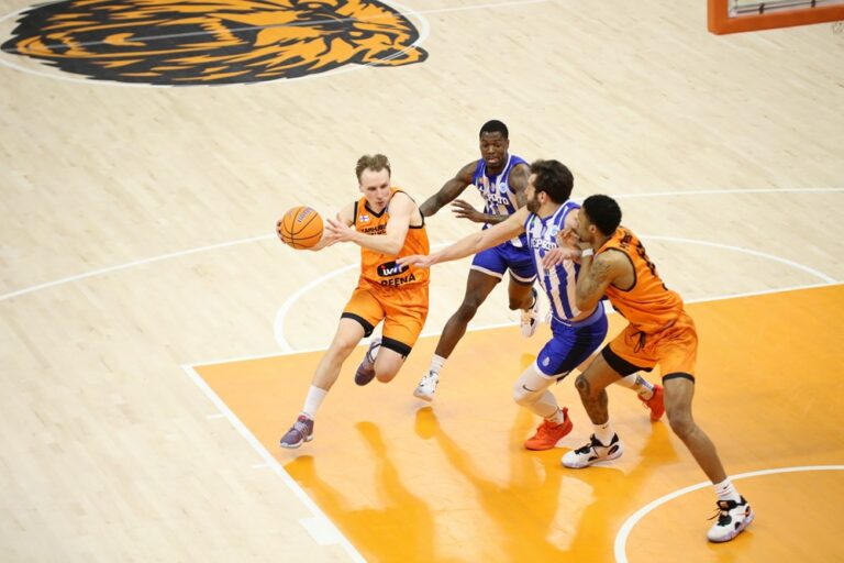 Kauhajoki raivasi tiensä neljän parhaan joukkoon FIBA Europe Cupissa yli 2000-päisen kotiyleisön edessä