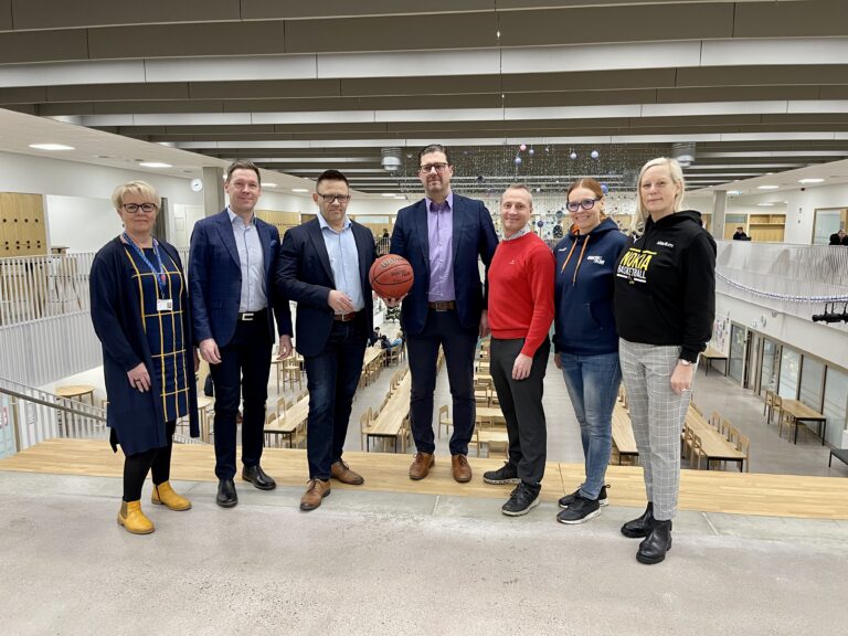 Nokialle syntyy yhteistyössä koripalloakatemia