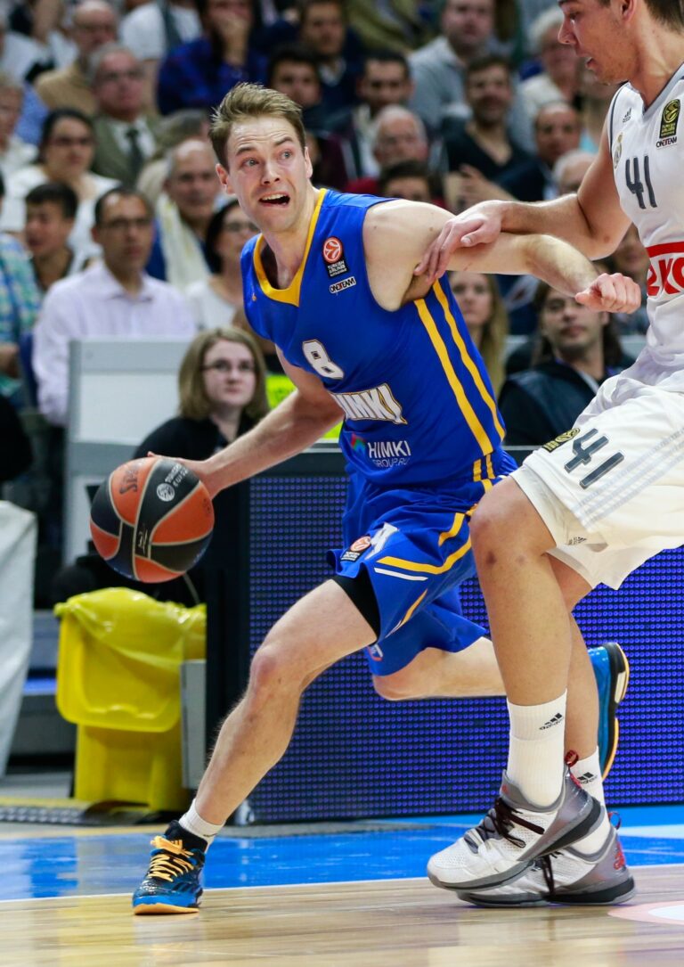 Koposen Himki voitokas VTB-liigassa