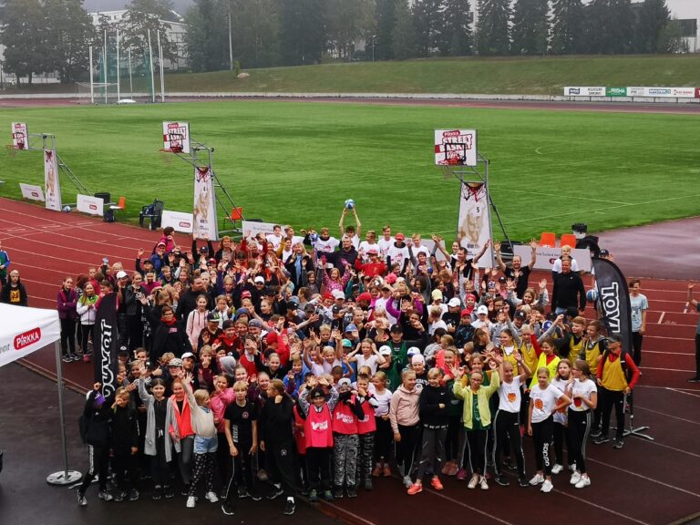 Pirkka Street Basket liikutti lapsia Kouvolassa
