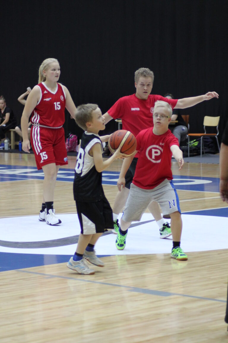 Special Olympics -koripalloviikko sisältää runsaasti tapahtumia
