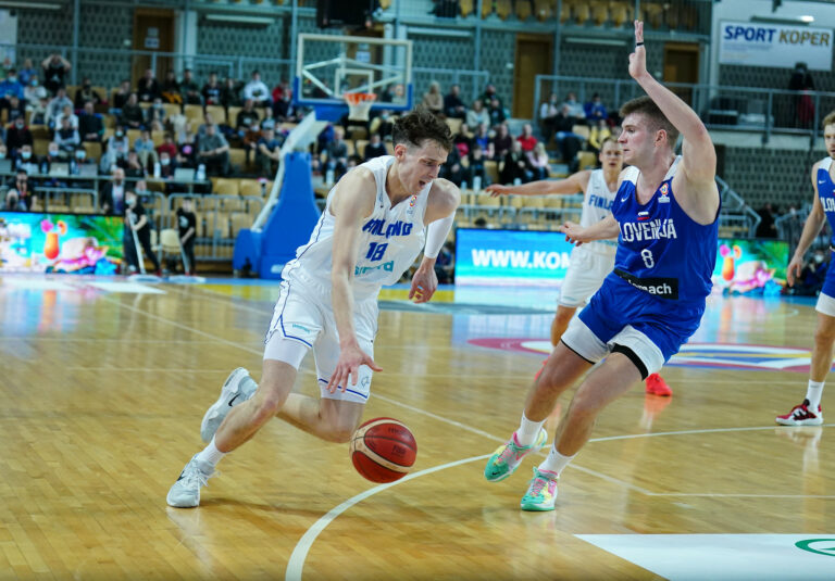 Jantusen Oostende jatkaa tappioitta – Lindbom ja Hopkins koville pisteille Islannissa