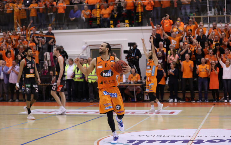Suomen mestari Karhu Basket aloittaa Mestarien liigan karsinnat, vastassa isokokoinen haaste