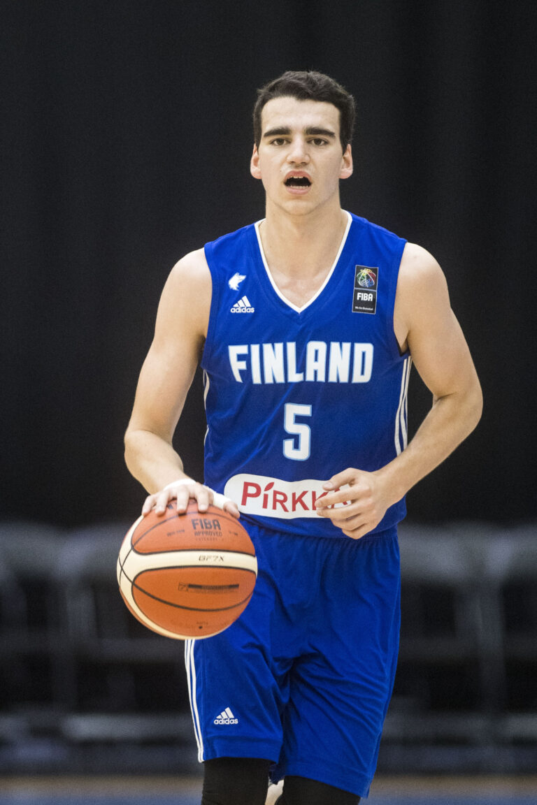 Suomen 18-vuotiaat pojat puolustivat EM-isäntämaa Turkin kumoon
