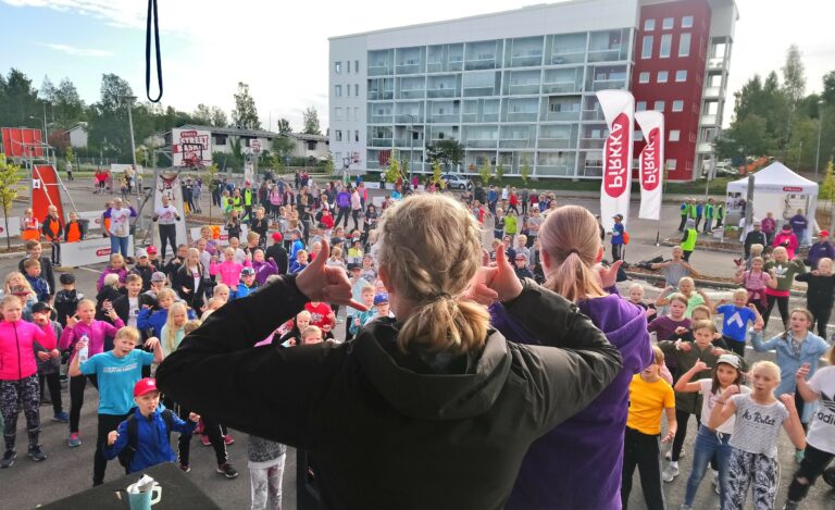 Syksyn Pirkka Street Basket -kiertueen energinen päätöstapahtuma Klaukkalassa