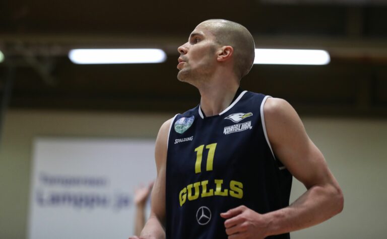 Korisliiga-kauden palkituilla ilo ylimmillään