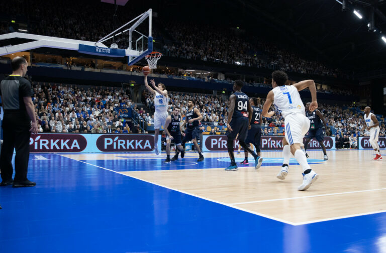 FIBA muokkasi miesten EM-karsintojen pelirytmiä