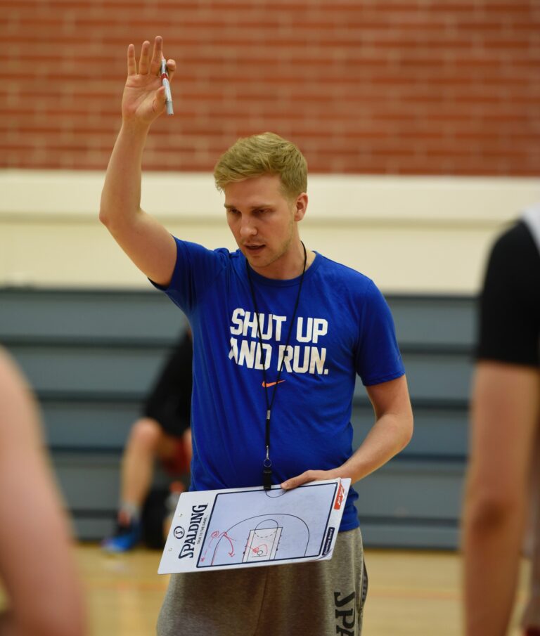 Ura Basket valmis alkavaan divarikauteen