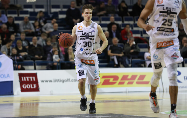 Korisliiga-ennakko: Nousijajoukkue Lahti Basketballin riveistä löytyy kokemusta ja potentiaalia