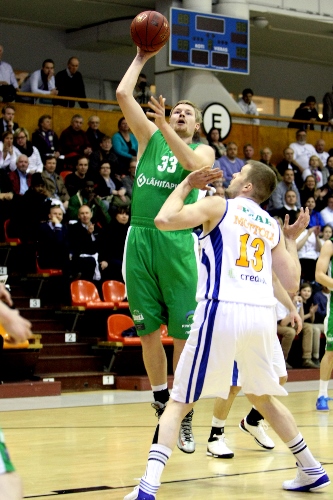 Honka karkasi kolmannella jaksolla divarin finaaliin