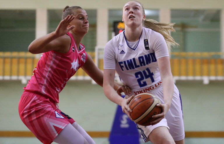 Nuori Susiladies jäi Latvian jyrän alle scrimmagessa