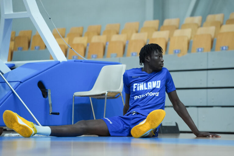 Okku Federiko ja Eemeli Yalaho kaksinumeroisille pistelukemille NCAA:ssa