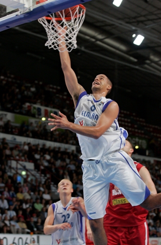 Leen Buducnostille tärkeä vierasvoitto EuroCupin jatkosarjassa