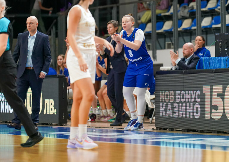 Roosa Lehtoranta ja Veera Pirttinen aloittavat pudotuspelit Saksassa