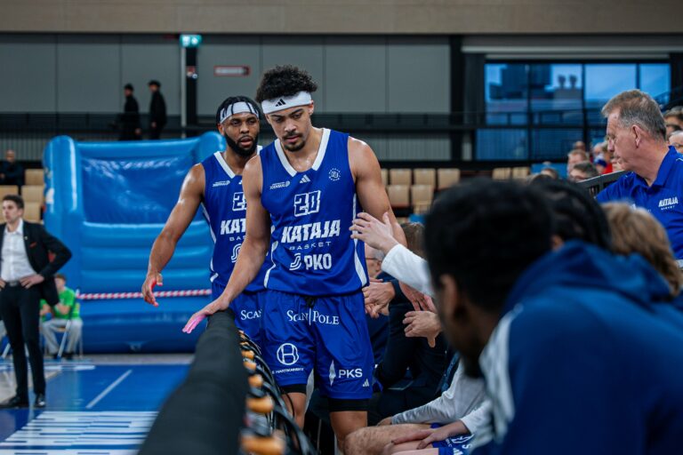 Kataja Basket välieriin – Bisons taipui suoraan kolmessa ottelussa