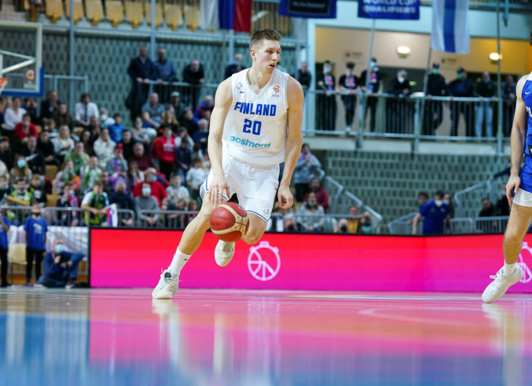 Alexander Madsenista taas Latvian mestari – ”Aikamoinen lopetus kaudelle”