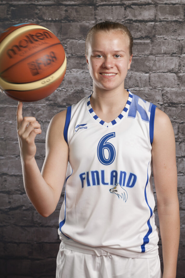 16-vuotiaille tytöille avaustappio EM-kisoissa Puolalle