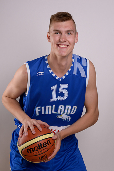 Michelsen käsi kuumana Davidsonin kotivoitossa