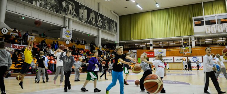 ToPo etsii valmentajaa osa-aikaiseen työsuhteeseen